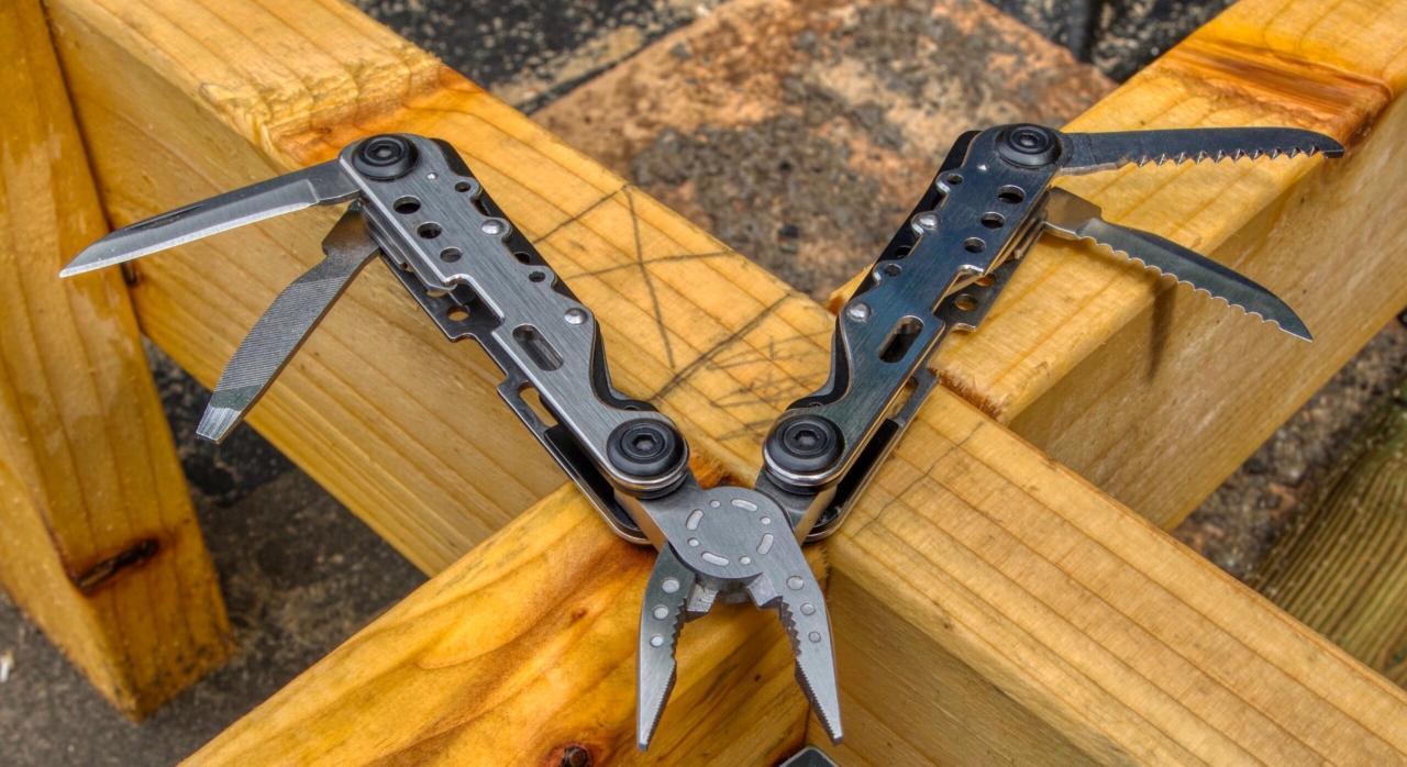 How to Choose a Multi-tool for Campsite Convenience